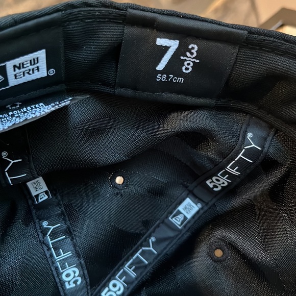 Boy’s Pittsburgh Pirates New Era Black Camo Fitted Hat Size 7 3/8 - Picture 4 of 4